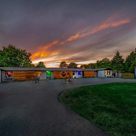 The Bike Inn Bentonville Buitenkant foto